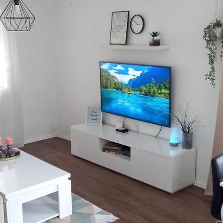 Cozy And Charming Apt. Sarajevo Appartement Buitenkant foto
